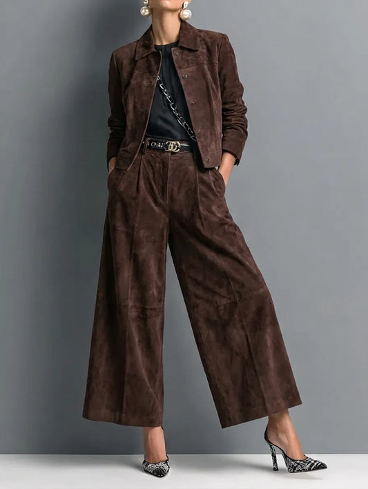 Faux Suede Two-Piece Set – Structured Jacket & Wide-Leg Trousers 1