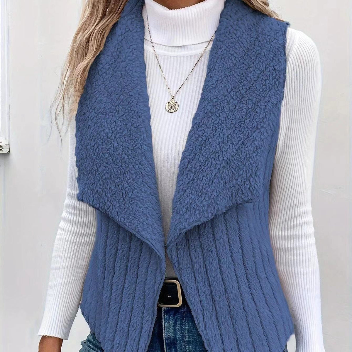 Women's Faux Fur Vest Open Front — Fluffy & Elegant 1