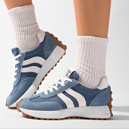 Women's Retro Platform Sneakers — Vintage Faux Suede Casual 8