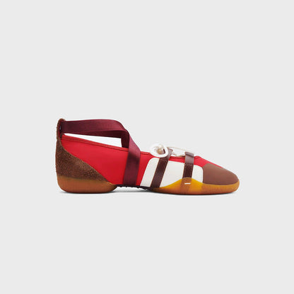 Mary Jane Ballerinas mit Kreuzriemen in Rot