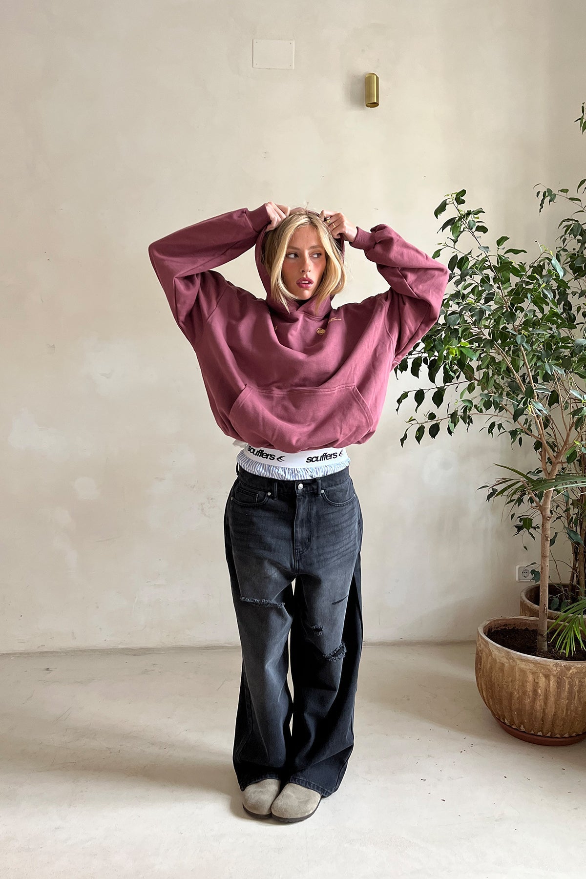Women's Loose Fit Hoodie — Soft Fabric Everyday Wear 5