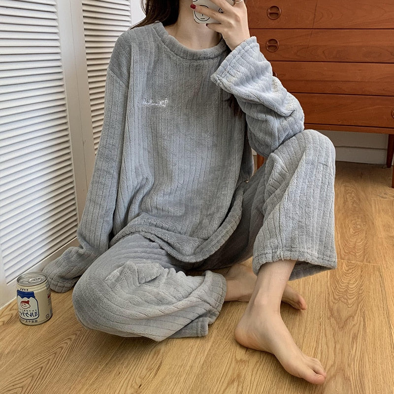 Women's Ribbed Fleece Set — Longsleeve Top & Trousers Lounge 2