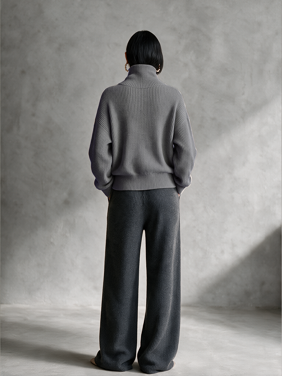 Women's Grey Oversized Rib Knit Sweater Diagonal Zip Funnel Neck 3
