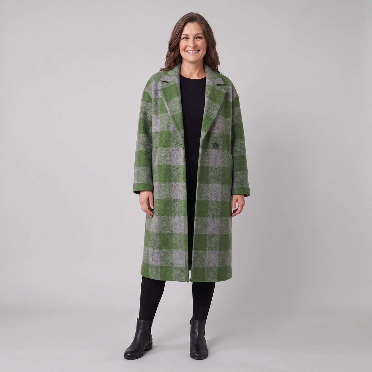 Women's Oversized Longline Winter Coat — Warm & Stylish 4