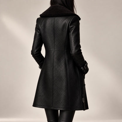 Eleganter Damen Ledermantel mit Tailliertem Schnitt