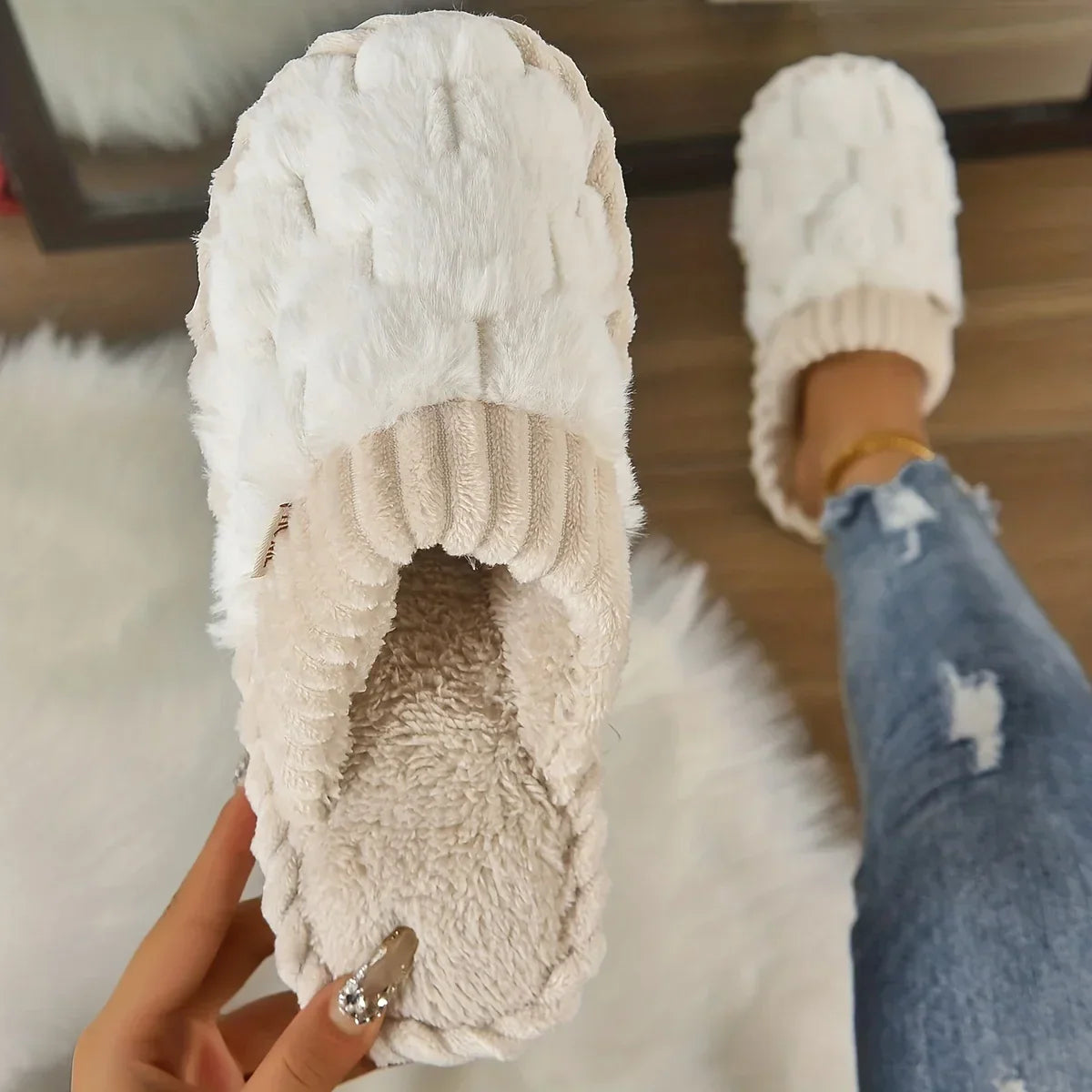 Flauschige Hausschuhe Damen — Warme Plüsch Pantoffeln 2