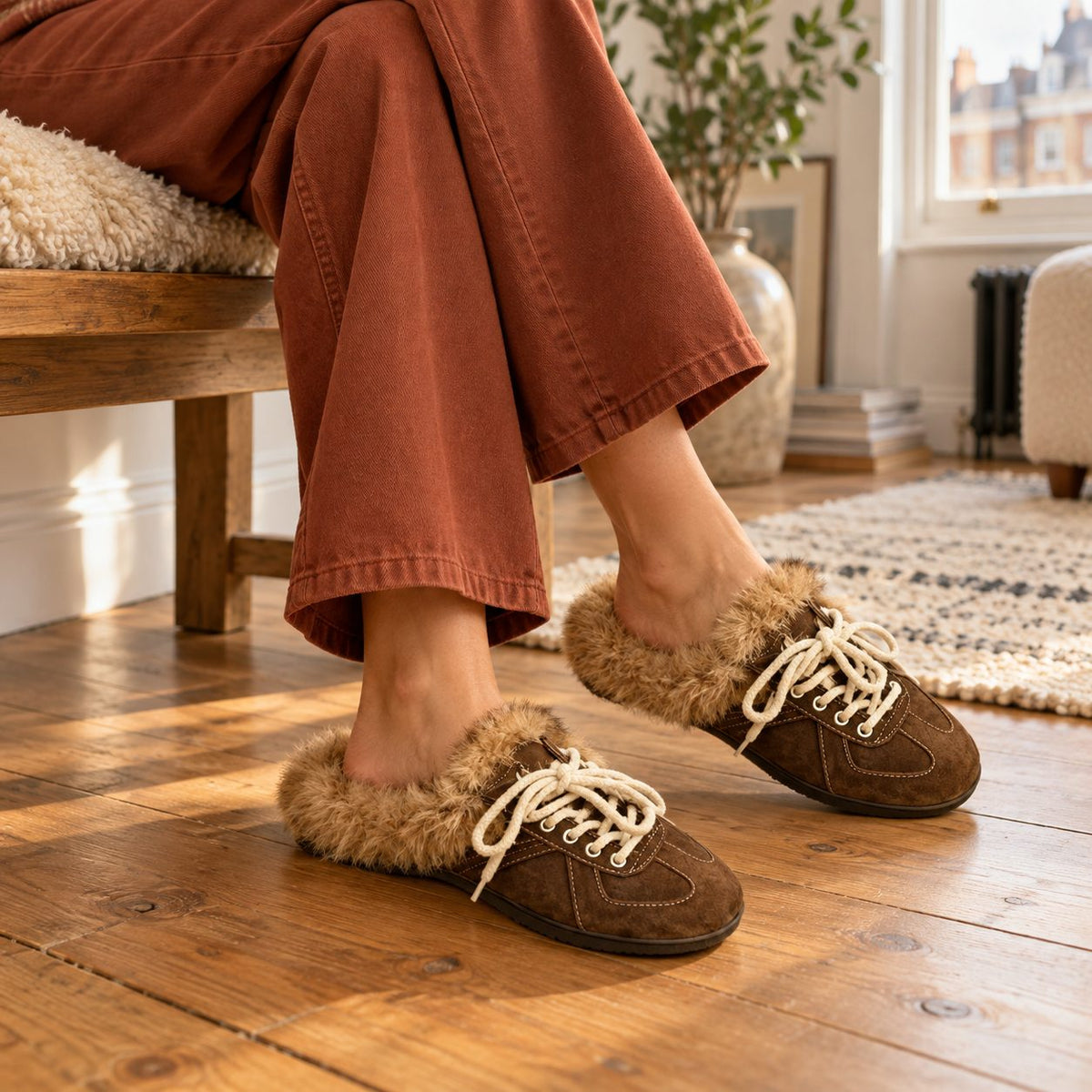 Fleece-Gefütterte Mule Pantoffeln Damen in Marrone