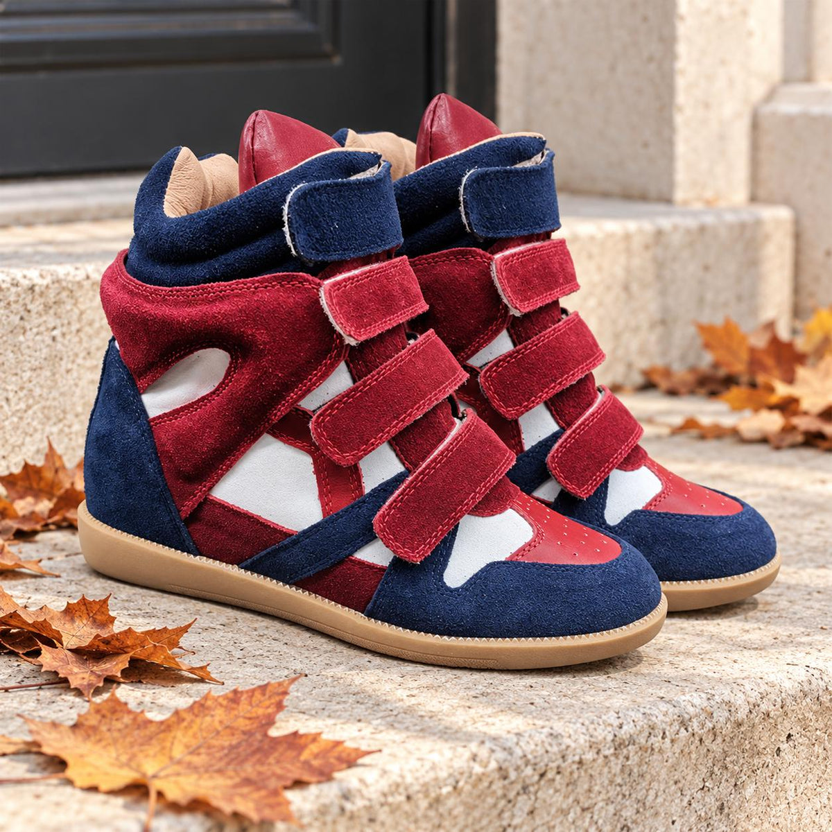 Plateau-Sneakers Damen mit verstecktem Absatz in Blau & Rot