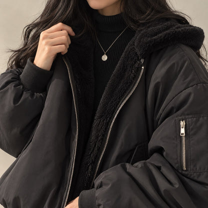 Wendejacke Damen Schwarz — Detail Teddyfutter und Reißverschluss